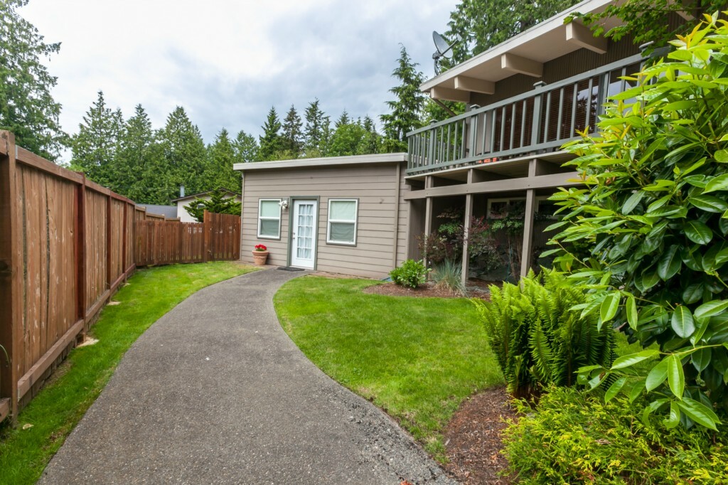 Property Photo:  18420 88th Ave W  WA 98026 