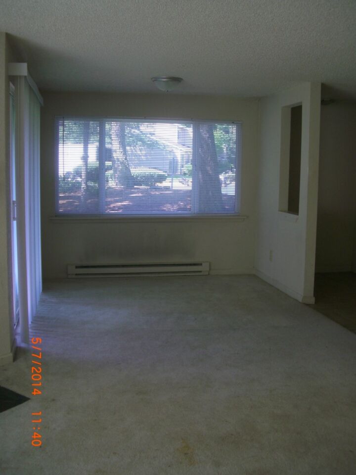 Property Photo:  1215 S 237th Lane 1302  WA 98198 