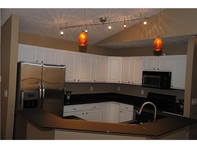 Property Photo:  6170 Harbour Pointe 204  OH 43231