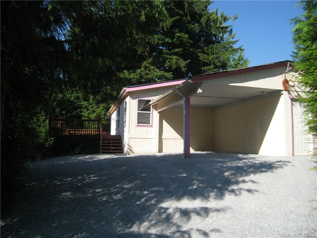 Property Photo:  11071 Alpine Rd  WA 98244 