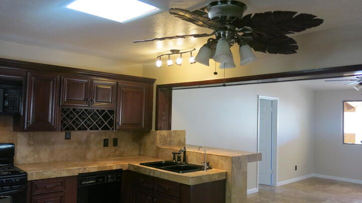 Property Photo:  2046 W Corrine Drive  AZ 85029 