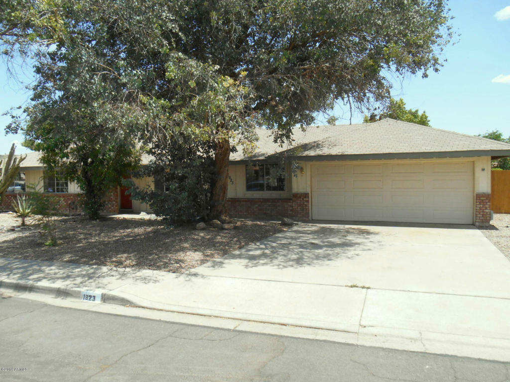 Property Photo:  1823 N Barkley --  AZ 85203 