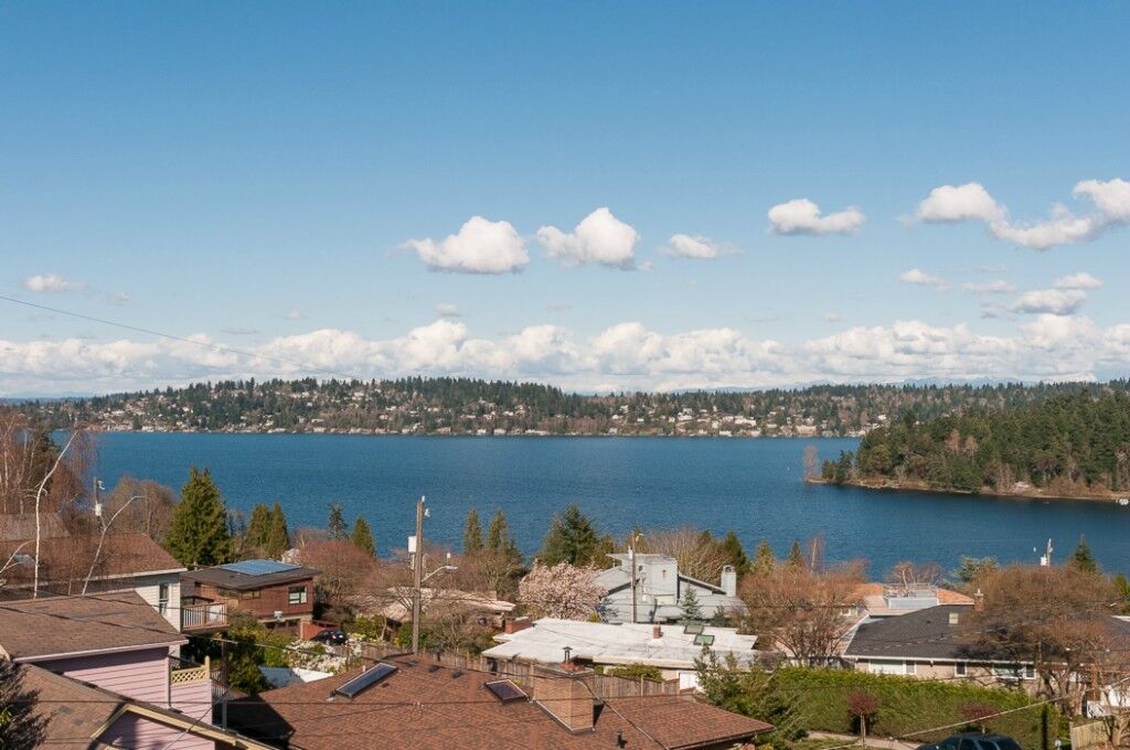 Property Photo: 5237 S Farrar Street WA 98118