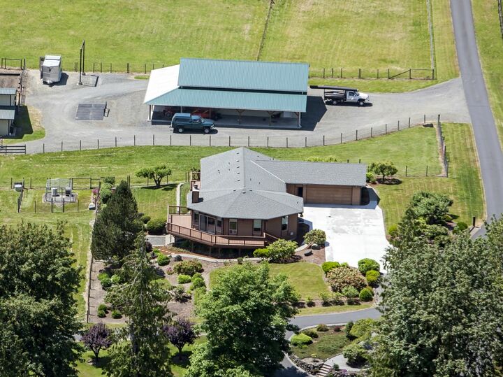 Property Photo: 23312 54th St E WA 98321