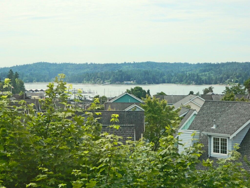 Property Photo:  155  Myreboe Street NE 7-G  WA 98370 