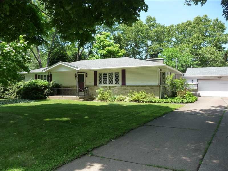 Property Photo:  4416 Village Street  PA 16506 