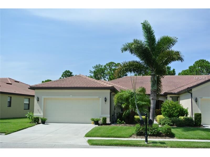 Property Photo: 11001 Batello Drive FL 34292