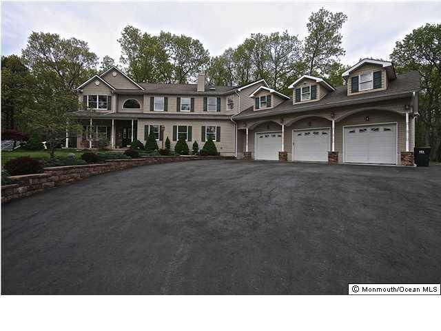 Property Photo:  2 Red Mill Lane  NJ 08510 