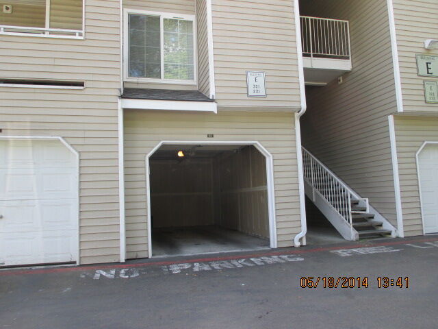 Property Photo:  801 Rainier  Avenue N E-328  WA 98057 