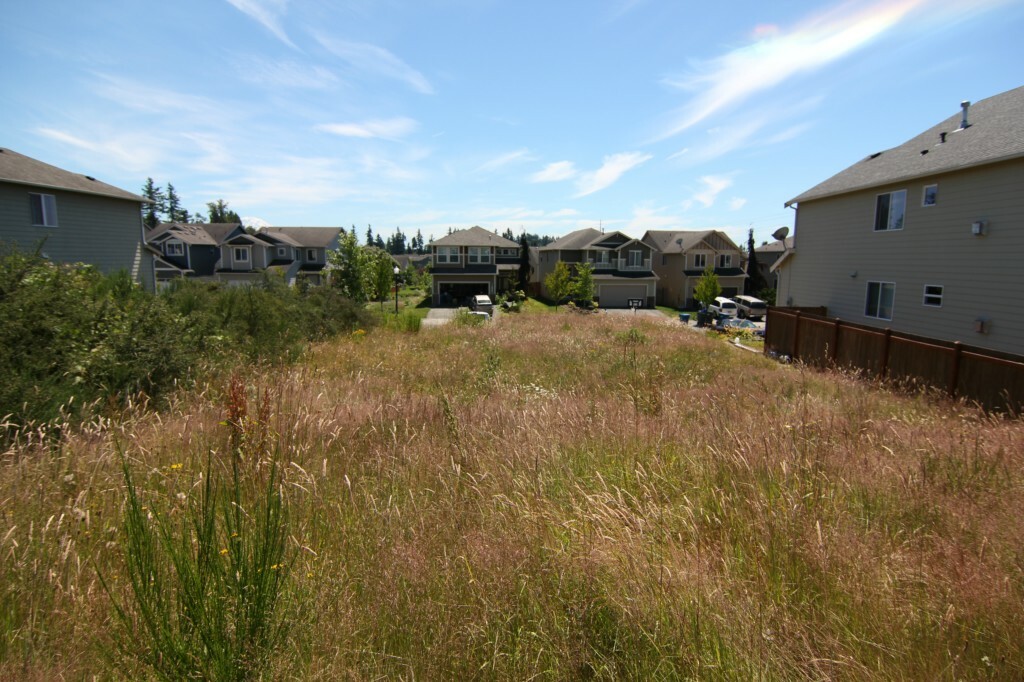 Property Photo:  16108 SE 256th Place  WA 98042 