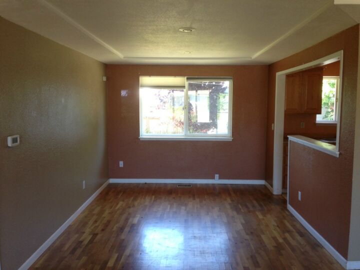 Property Photo: 1006 E 57th St WA 98404