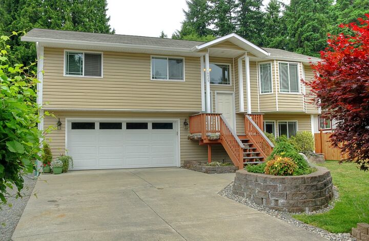 10029 228th Place SE  Woodinville WA 98077 photo