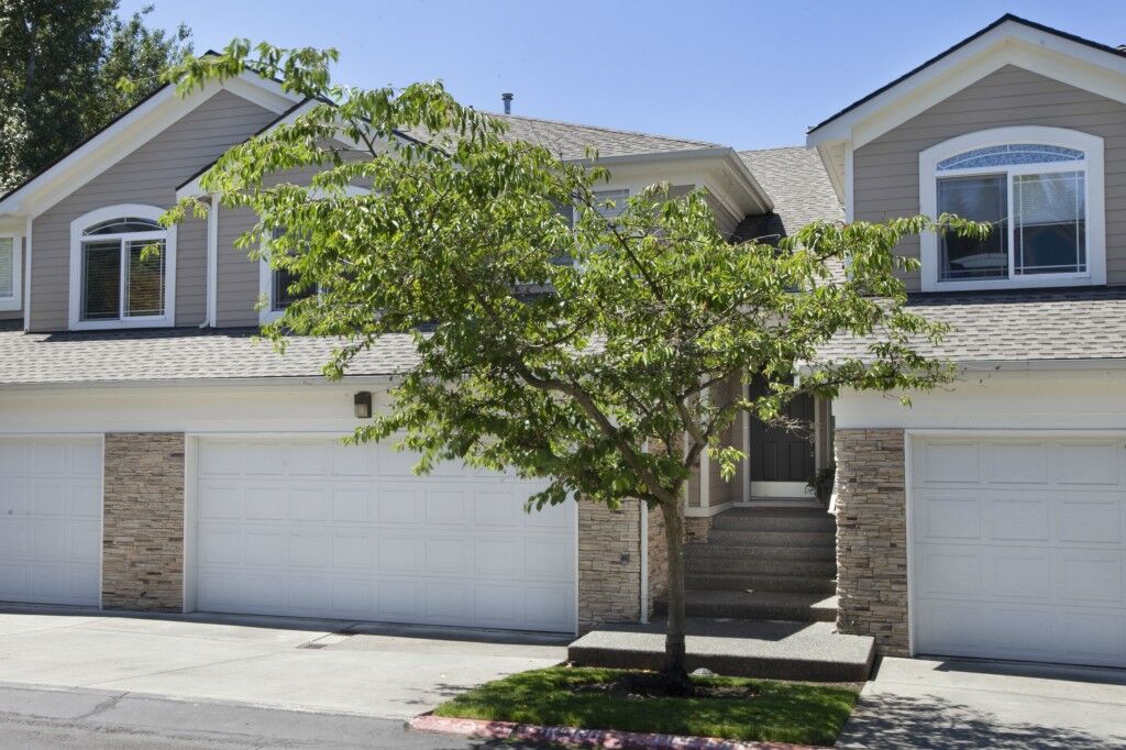 Property Photo:  8617 113th Lane NE  WA 98033 