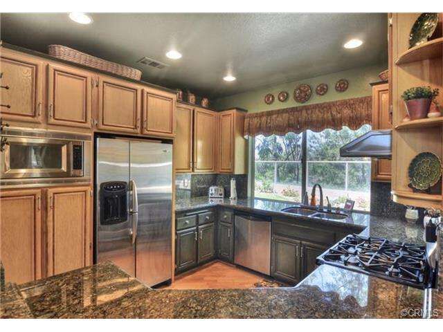 Property Photo: 6 La Flauta CA 92688