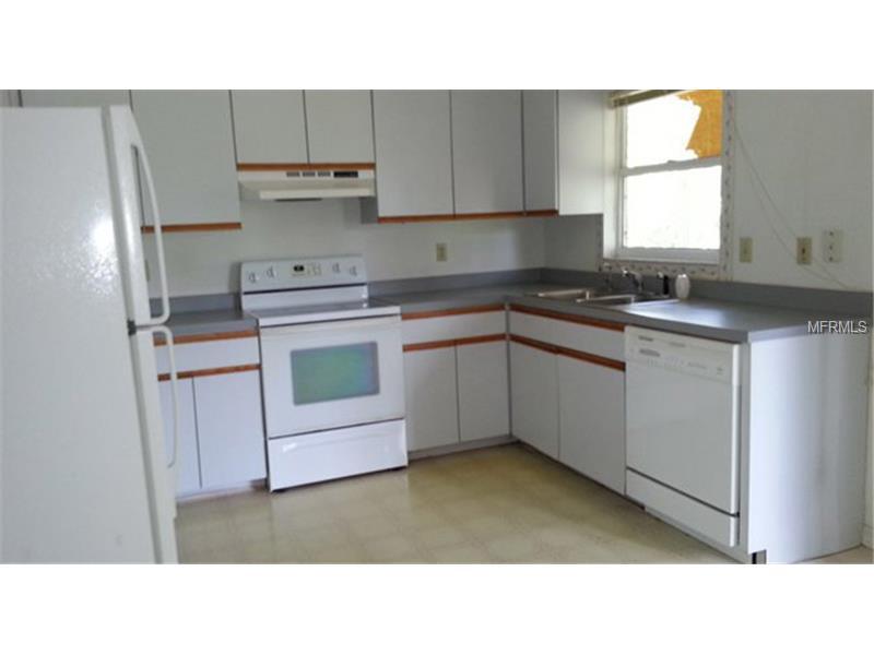 Property Photo: 5520 24th Street E FL 34203