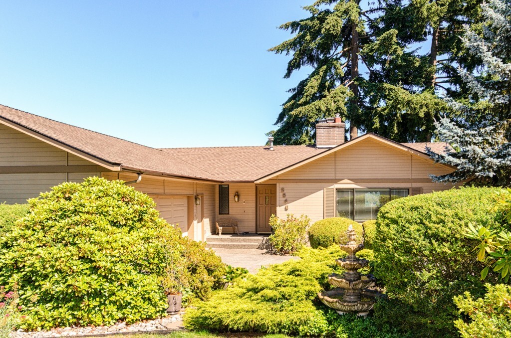 Property Photo: 2640 168th Ave SE WA 98008