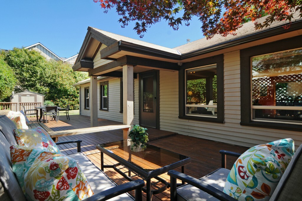 Property Photo:  110 NW 101st St  WA 98177 