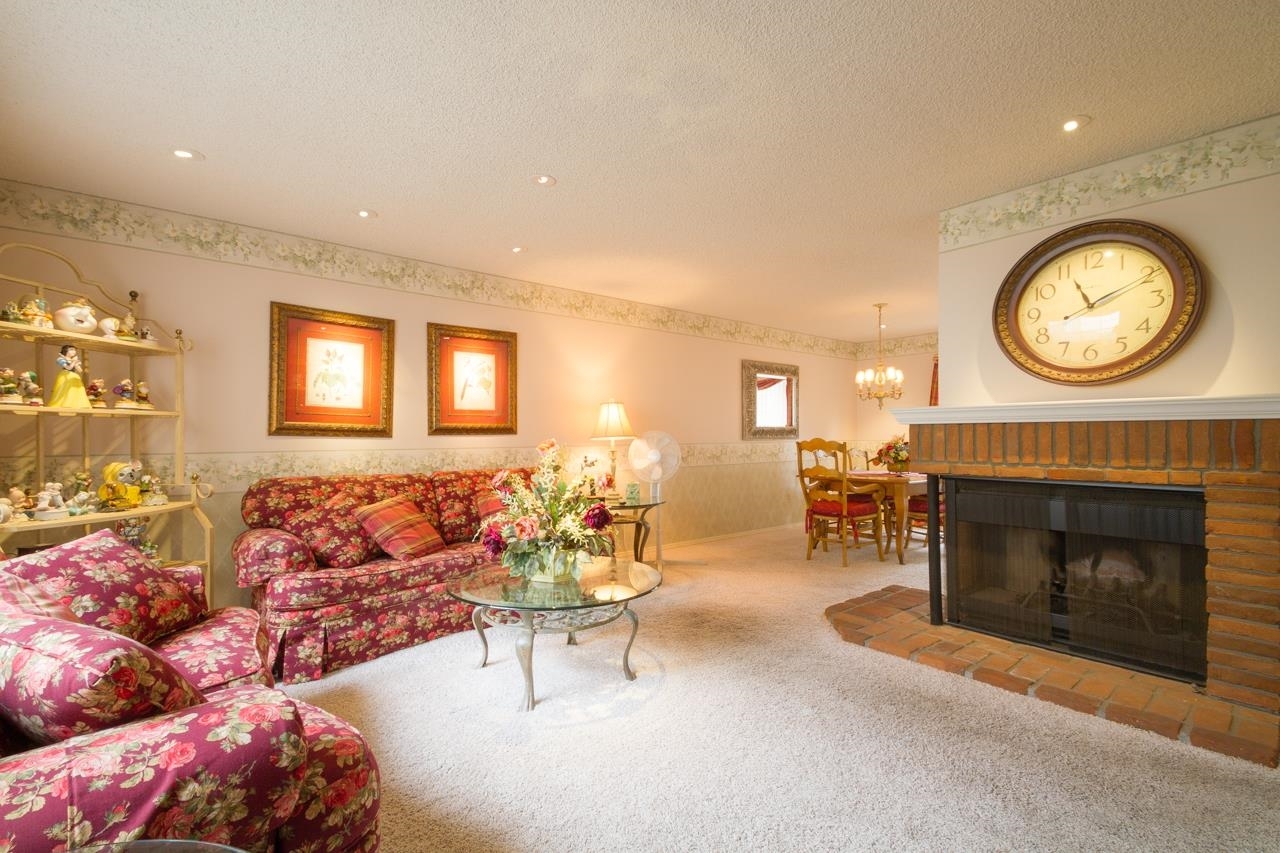 Property Photo: 1651 S Juniper St. #166 CA 92025