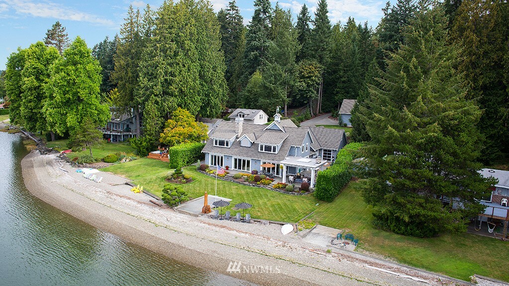 Property Photo:  3120 East Bay Drive NW  WA 98335 