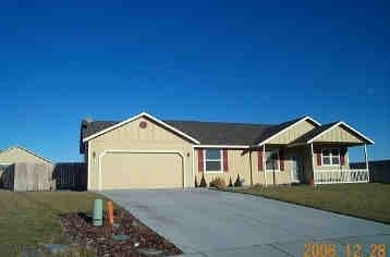 Property Photo:  3220 Kristin Court  WA 99353 