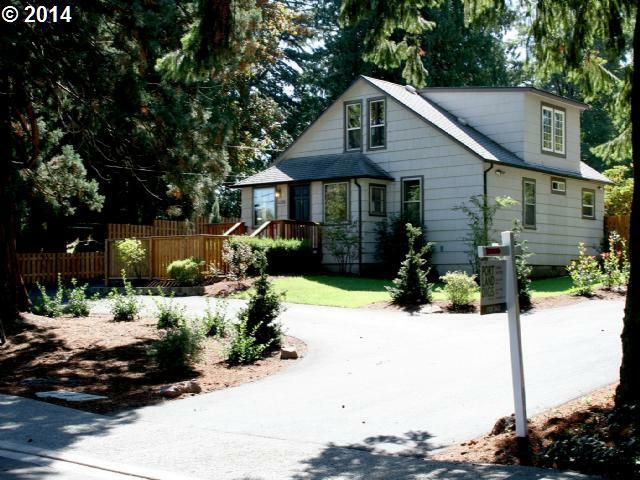 Property Photo: 5250 SE Logus Rd OR 97222