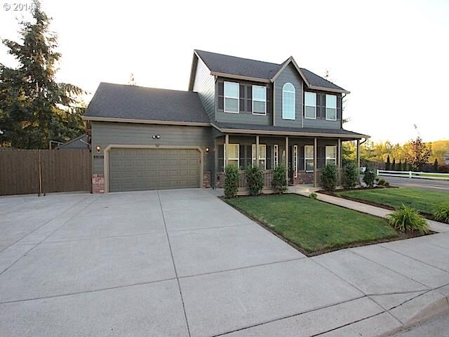 Property Photo: 88100 10th St OR 97487