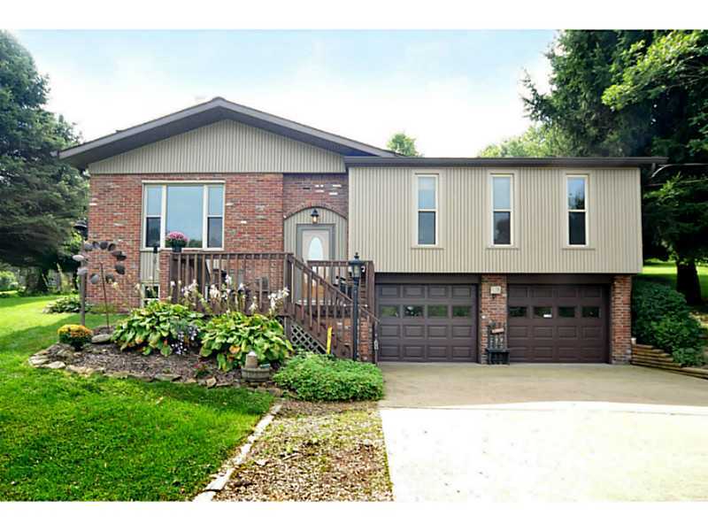 Property Photo: 448 Noll Road PA 15043