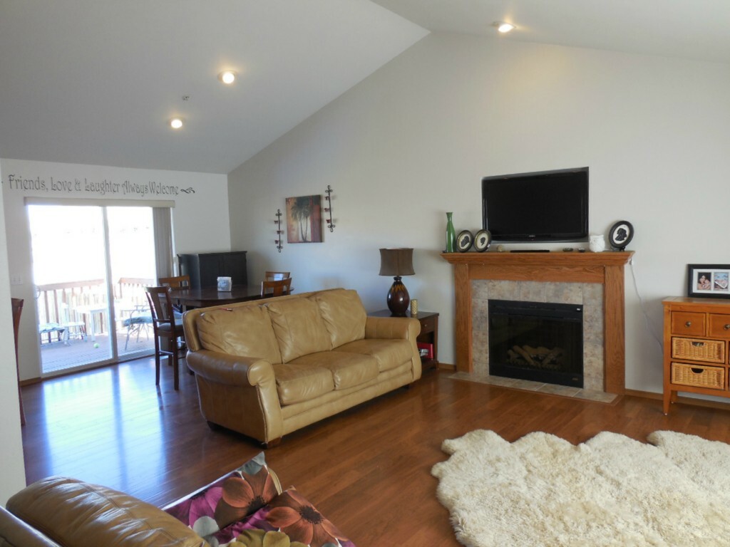 Property Photo: 2562 Aviation Dr WA 98802