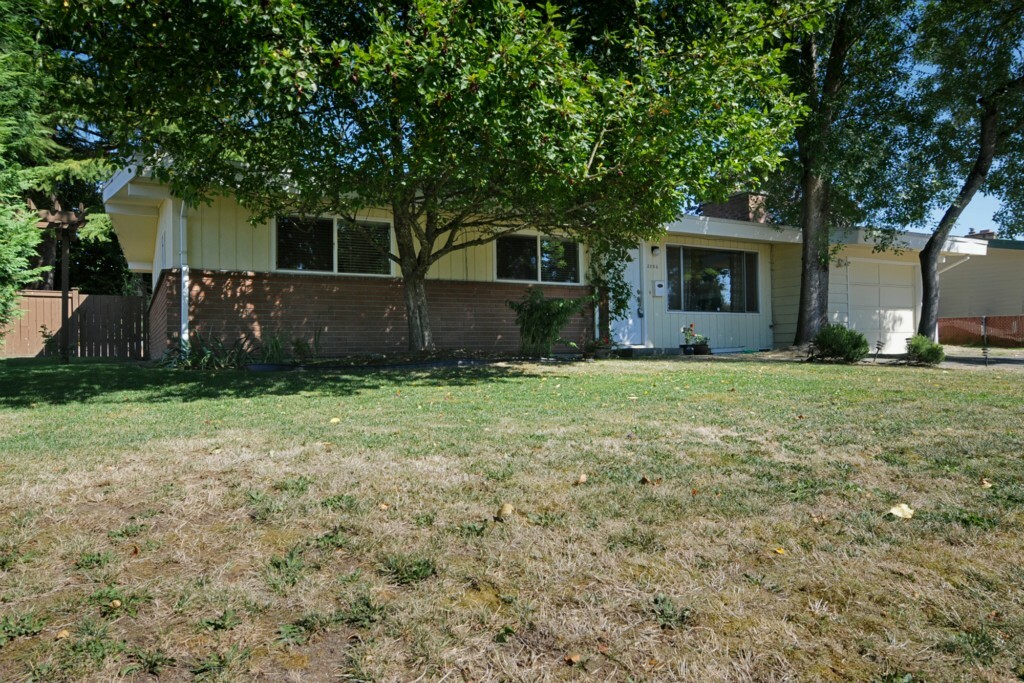 3004 NE 5th Place  Renton WA 98056 photo