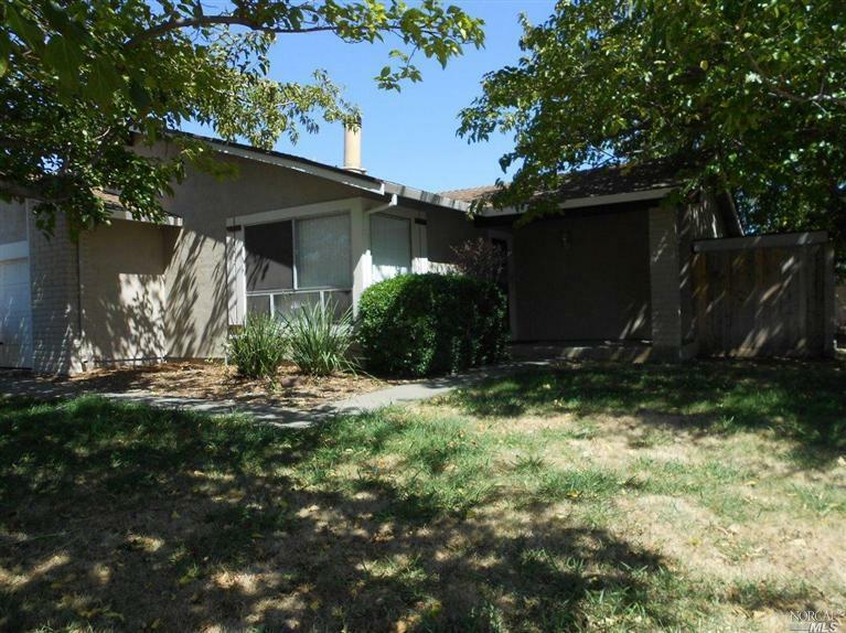 Property Photo:  511 Hummingbird Way  CA 94585 