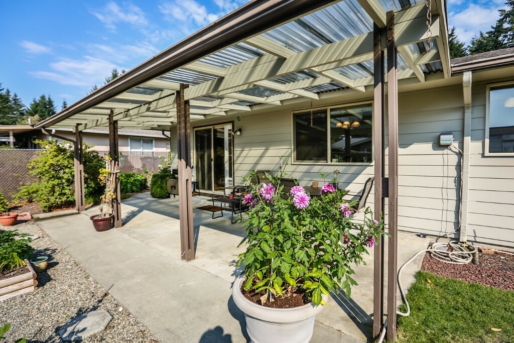 Property Photo:  5083 Ridgemont Dr NE  WA 98311 