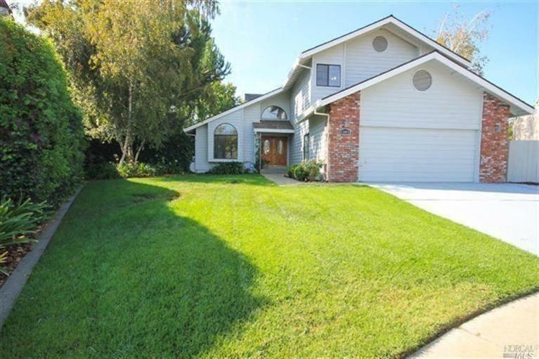 Property Photo:  1385 Estates Drive  CA 95620 