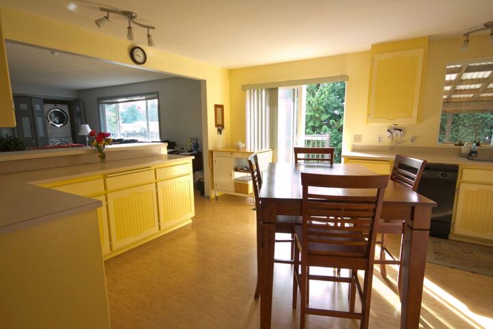 Property Photo:  6022 65th Ave SE  WA 98290 