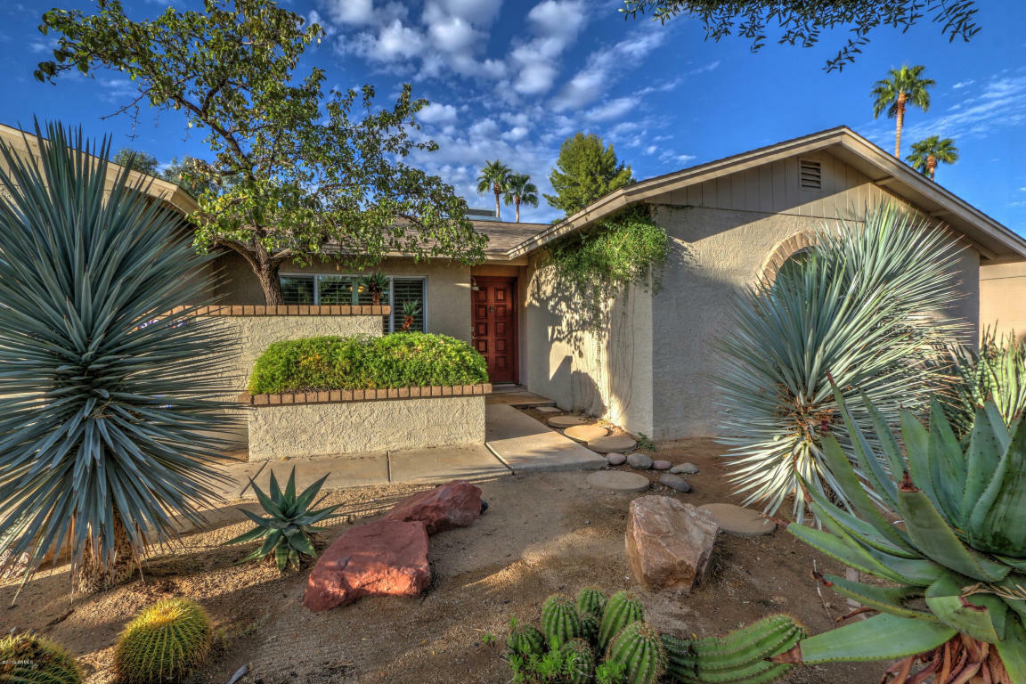 Property Photo:  5002 E Columbine Drive  AZ 85254 