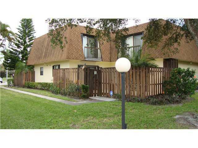 Property Photo: 110 N Delaware Boulevard 11B FL 33458