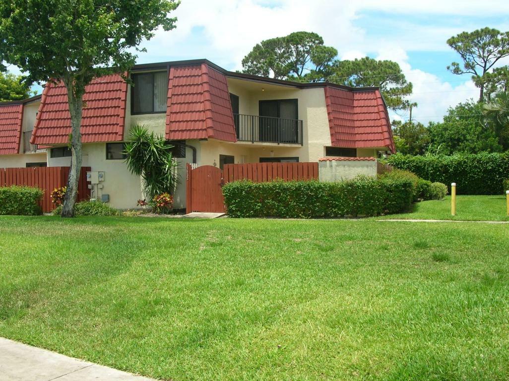 Property Photo:  3822 Victoria Drive 35B  FL 33406 