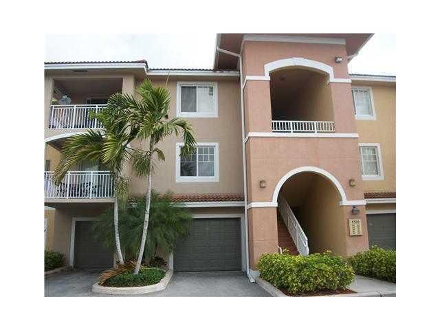Property Photo:  6510 Emerald Dunes Drive 208  FL 33411 