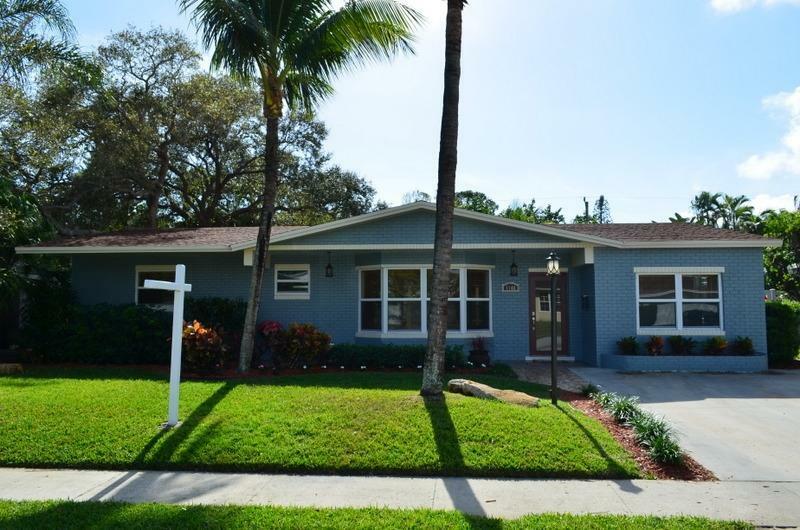 Property Photo:  1140 SW 14th Street  FL 33486 