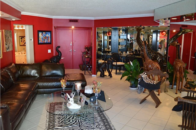 Property Photo: 550 S Ocean Boulevard 805 FL 33432