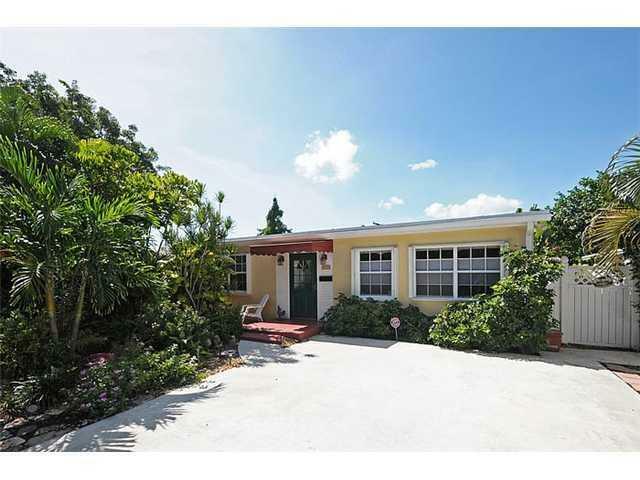 Property Photo: 236 NE 9th Street FL 33444
