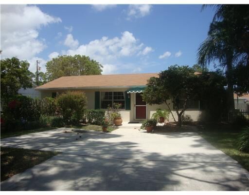 Property Photo:  4713 Boatman Street  FL 33463 