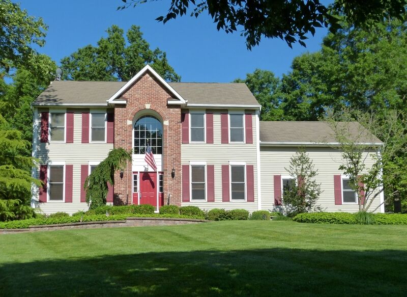 Property Photo:  1 Felicia Ct  NJ 08822 
