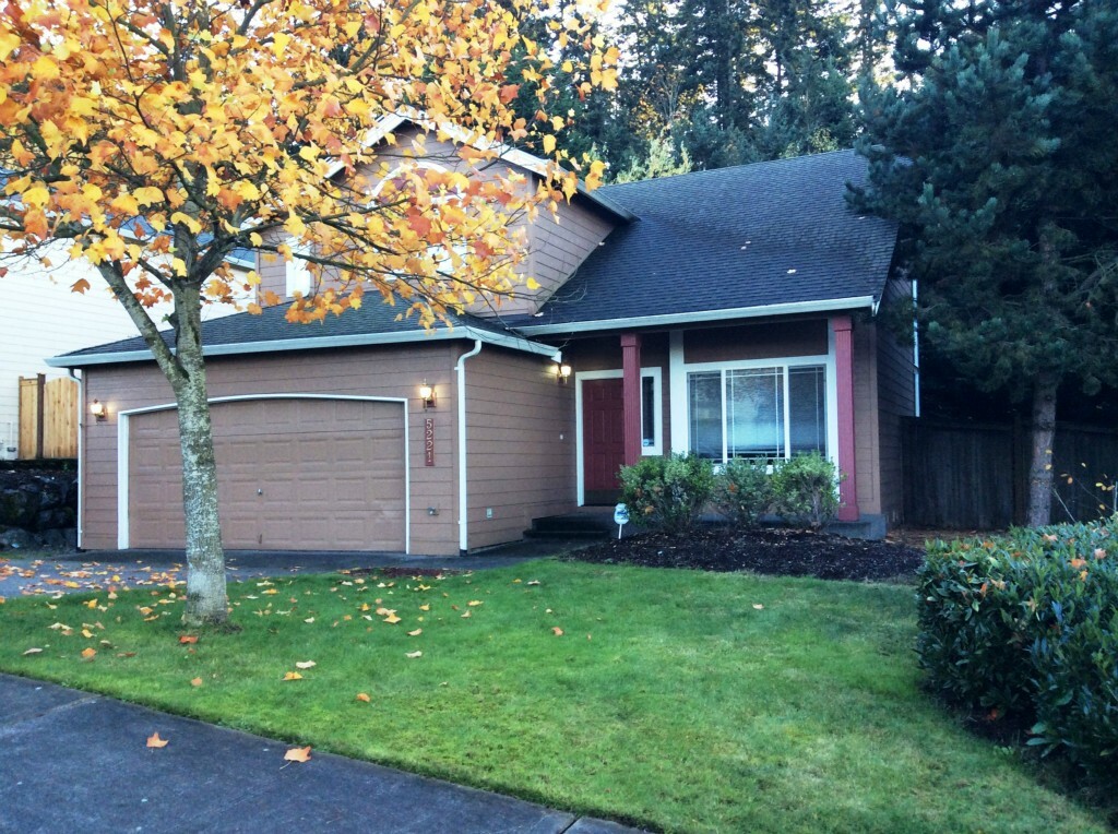 Property Photo: 5221 Francis Ct SE WA 98092
