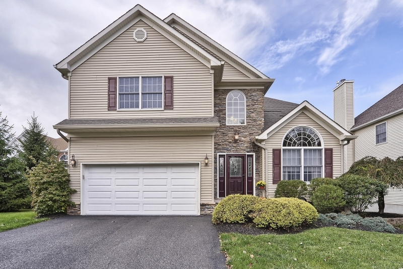 Property Photo: 11 Levan Ct 11 NJ 08807