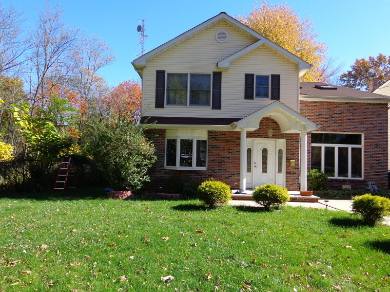 Property Photo:  2 Weston St  NJ 08840 