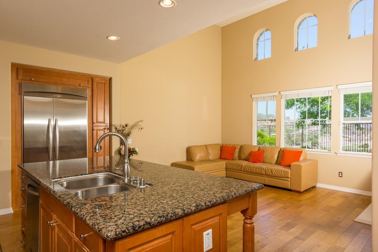 Property Photo: 2234 Azurite Pl CA 92009
