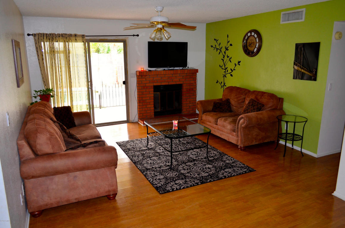 Property Photo:  8527 W Lawrence Lane  AZ 85345 