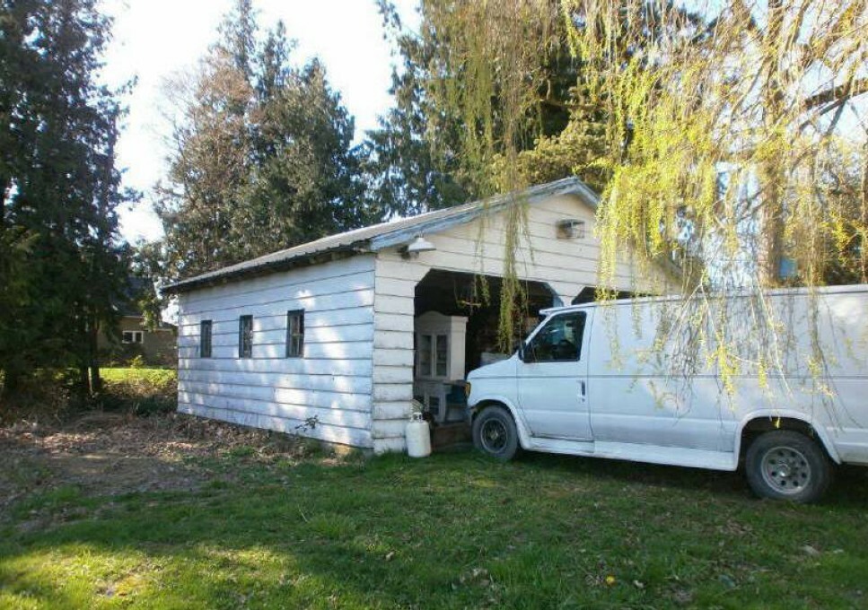 Property Photo:  1536 W Badger Rd  WA 98240 