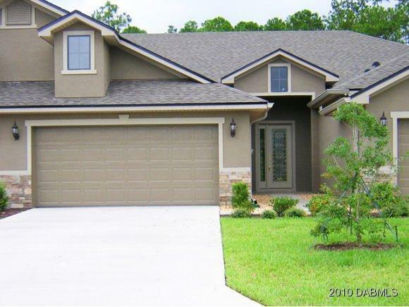 Property Photo: 1302 Hansberry Lane FL 32174