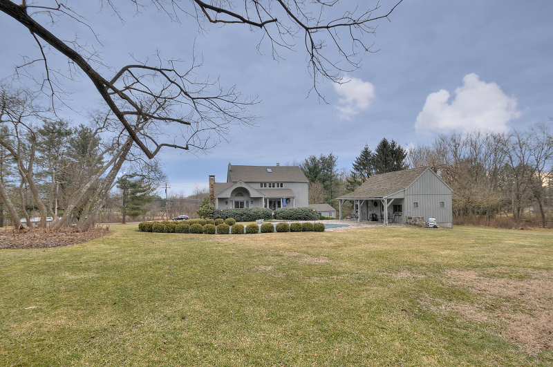 Property Photo:  211 Lambertville Hq Rd  NJ 08559 